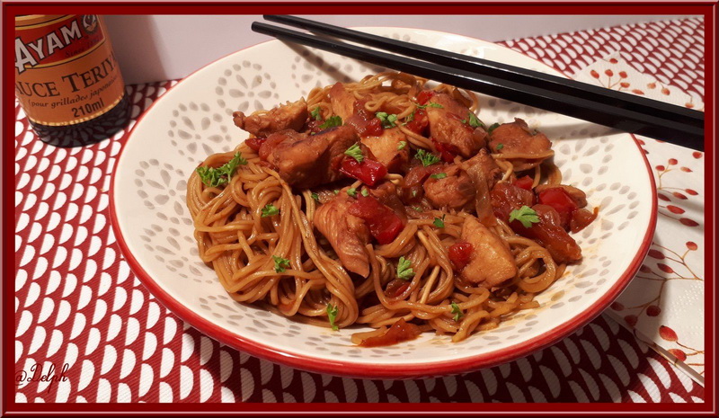 Nouilles chinoises à la feignasse (et au poulet) - Cuisine Ta Mère